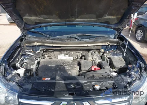 2014 Mitsubishi Outlander Se z USA, uszkodzony, nr VIN JA4AD3A38EZ017208